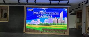 觸控延遲0.01秒 vs 0.1秒：差10倍的價格背后，會議平板觸控技術的水有多深？”