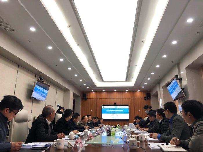 5.9跨越-11月26日，省天然氣公司鹽穴儲(chǔ)氣庫項(xiàng)目地質(zhì)預(yù)可行性研究順利通過評(píng)審，評(píng)審會(huì)議現(xiàn)場(chǎng)（攝影：程平）